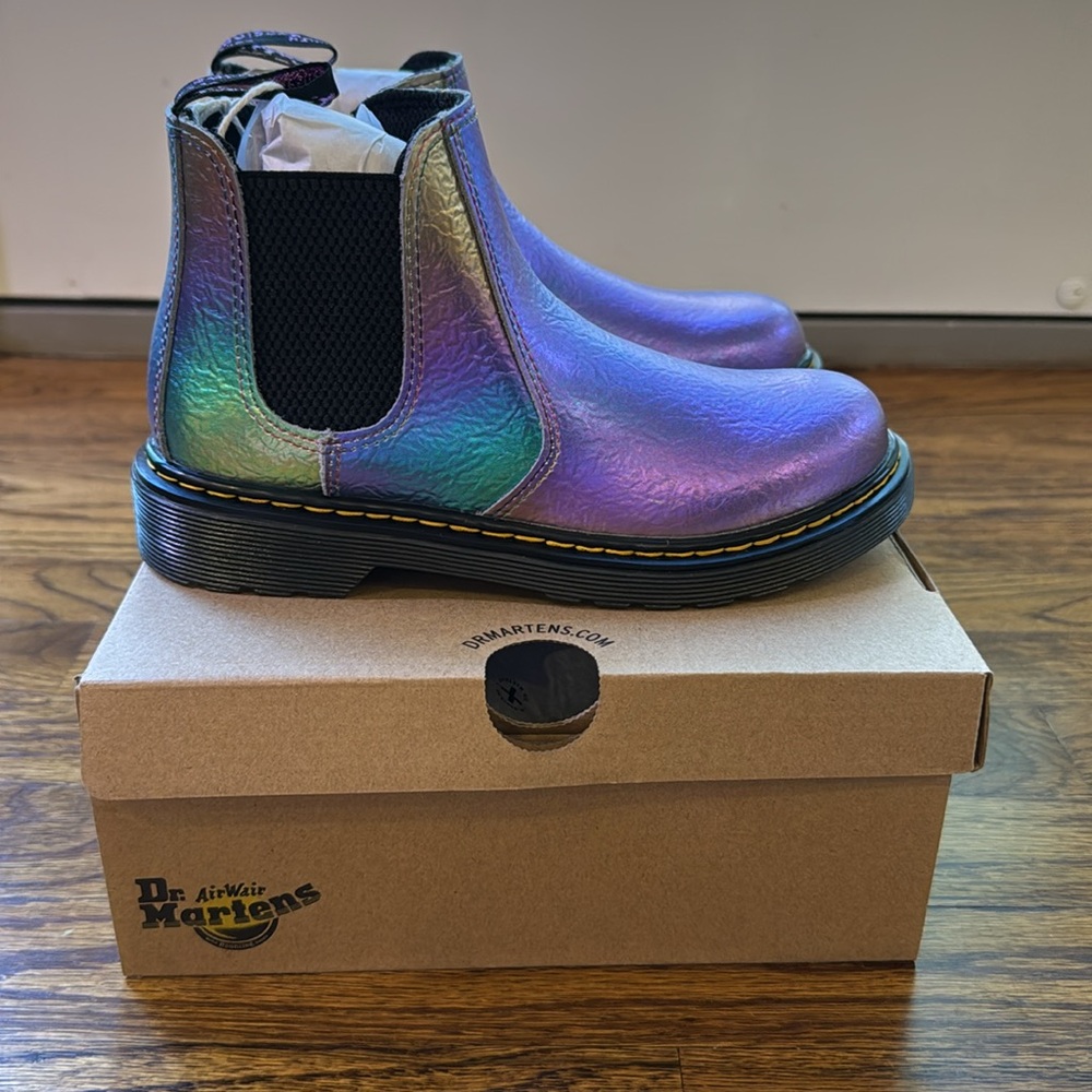 Beautiful rainbow Doc Marten boots BNIB Big Girl size 2 - Picture 5 of 8